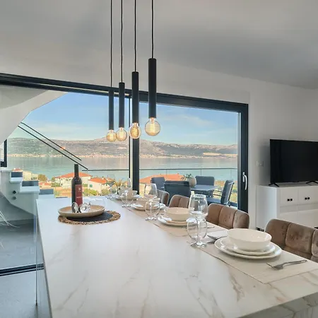 Penthouse Mare - Rooftop And Pool Διαμέρισμα Slatine