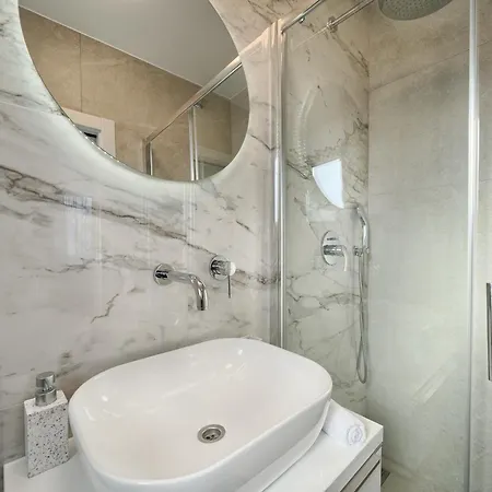 Daire Penthouse Mare - Rooftop And Pool *