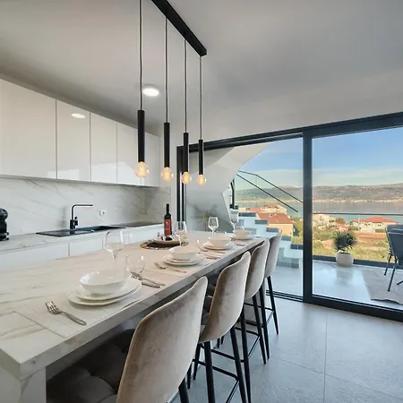 Penthouse Mare - Rooftop And Pool شقة *